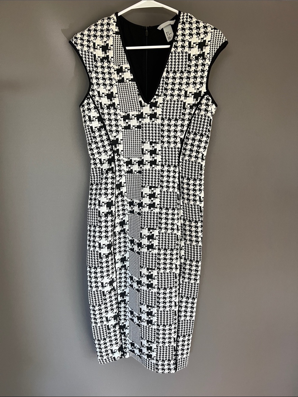 H&M Black & White Houndstooth Midi Dress
